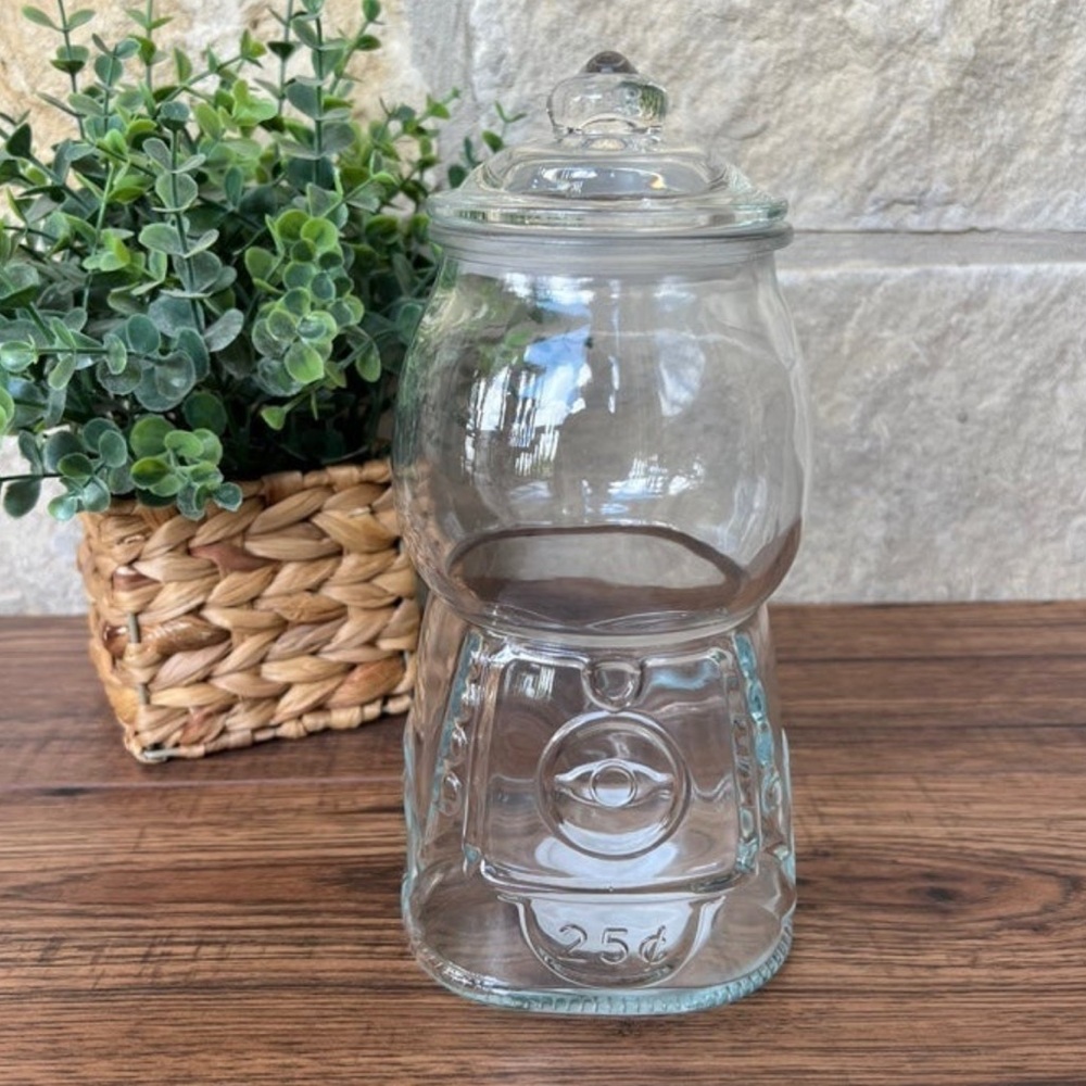 🆕 Clear Glass 9" H Gumball Machine!